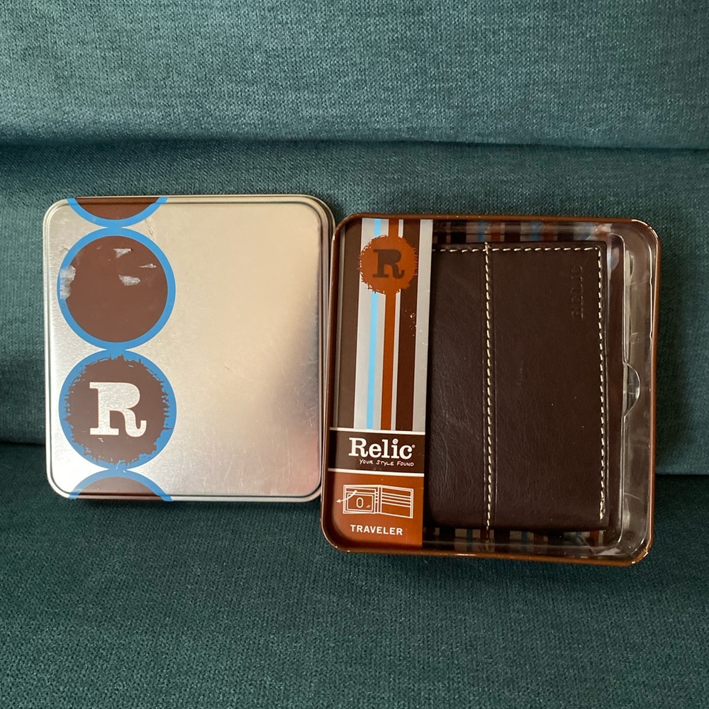 RELIC Men’s Tri-gold wallet